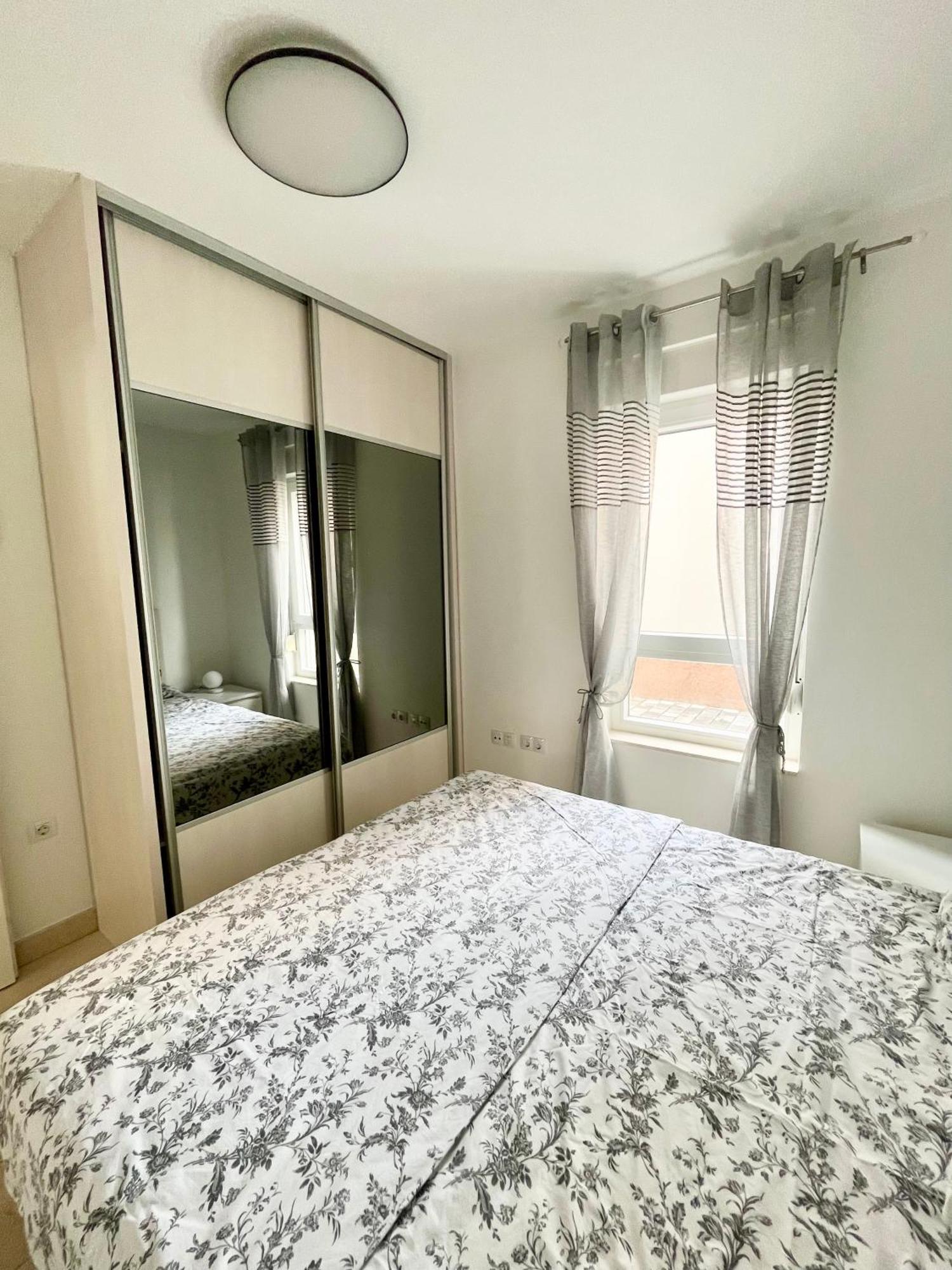 Apartment Laura Подстрана Екстериор снимка